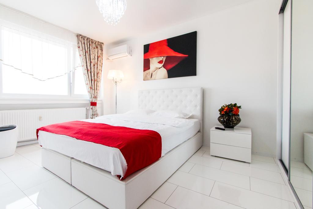 Ferienwohnung Belvedere Danubius Galaţi Exterior foto